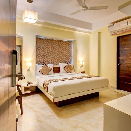 Hotel Deepali Executive Аурангабад Екстер'єр фото